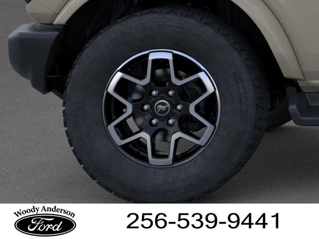 2025 Ford Bronco Outer Banks photo 16