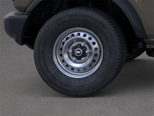 2025 Ford Bronco Base photo 18