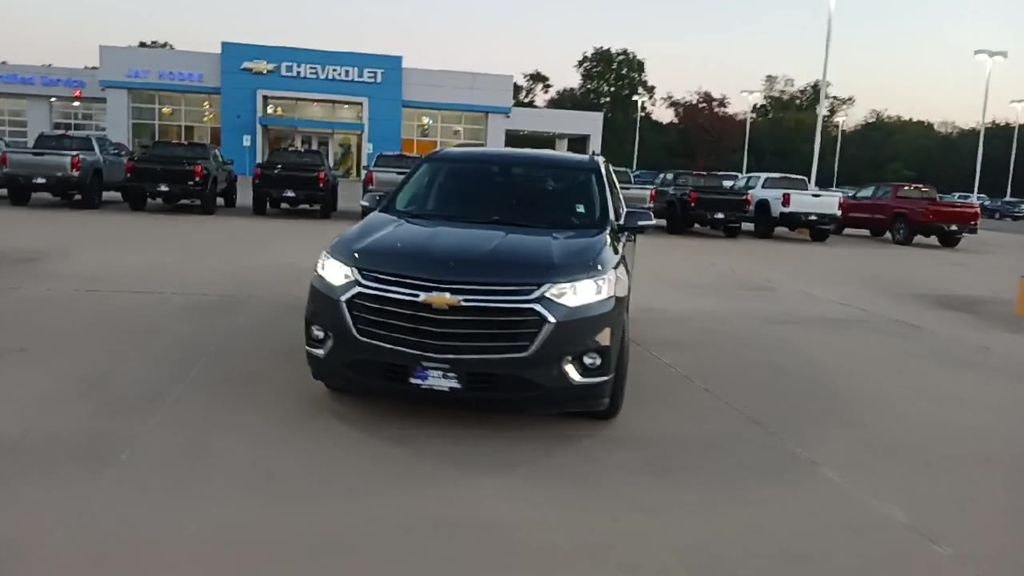 2020 Chevrolet Traverse 3LT photo 3