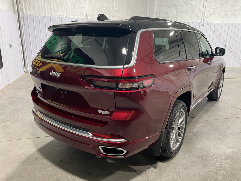 2025 Jeep Grand Cherokee L Summit photo 4