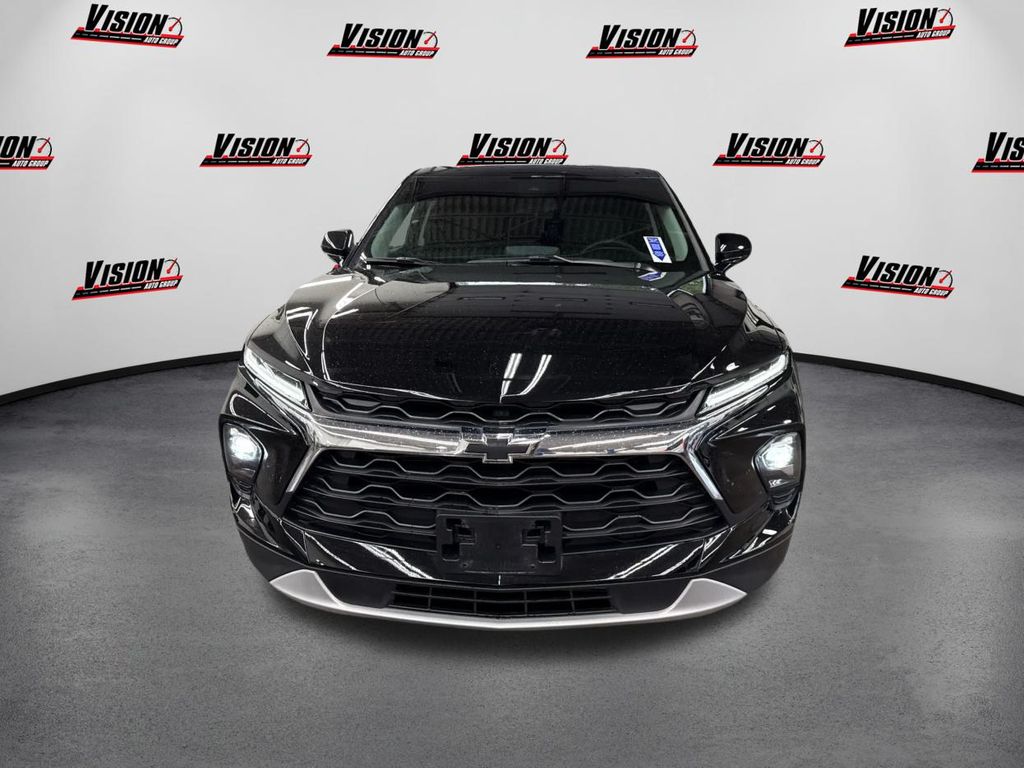 2023 Chevrolet Blazer 2LT photo 2