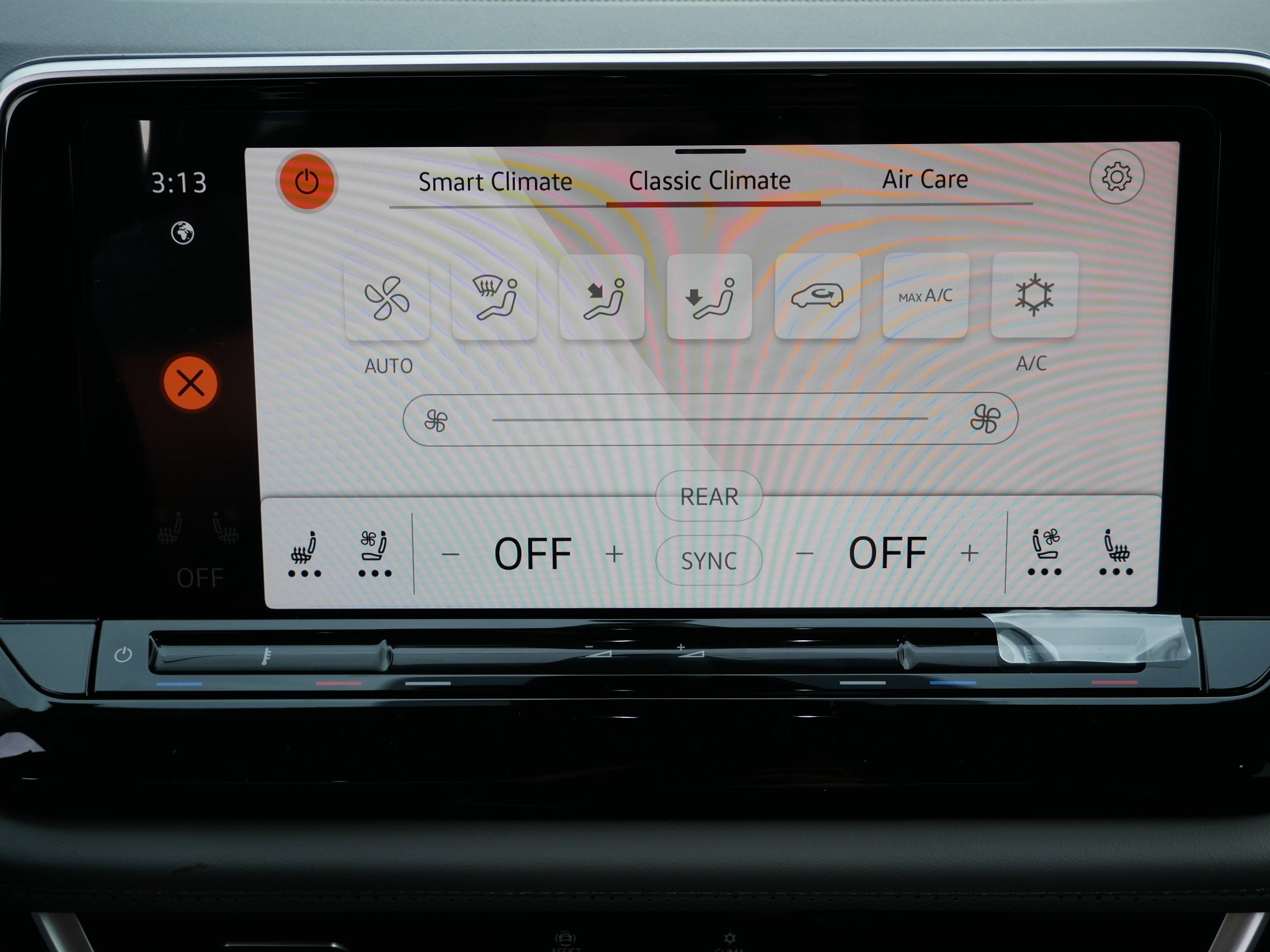 2025 Volkswagen Atlas Peak Edition SE photo 8