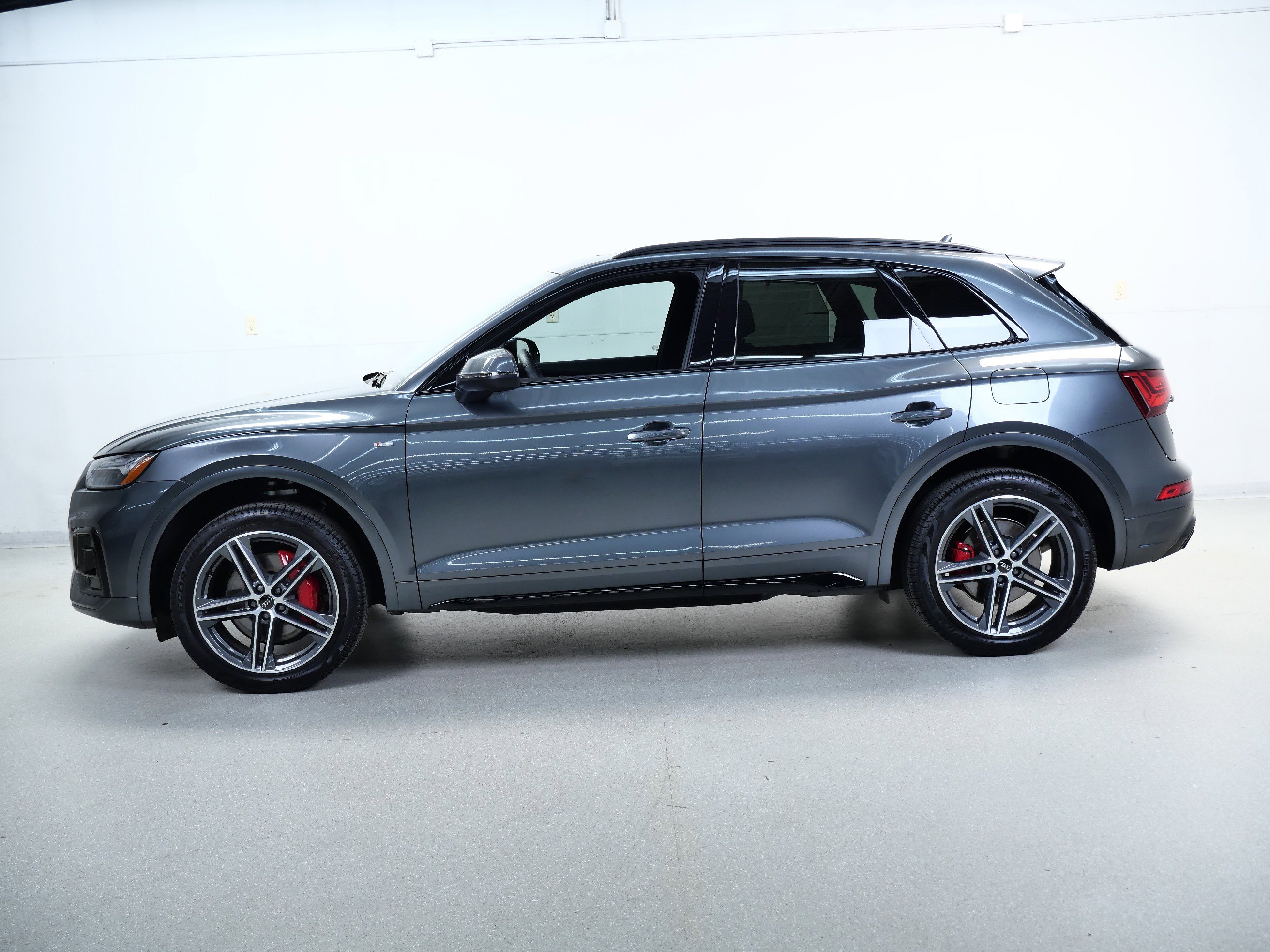 2025 Audi Q5 S line Premium Plus photo 8