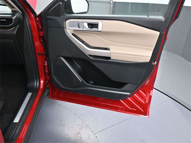 2023 Ford Explorer Limited photo 11