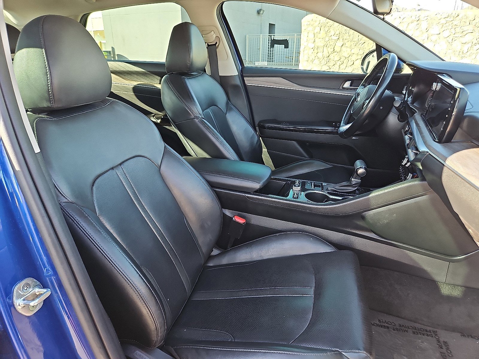 2021 Kia K5 EX photo 21