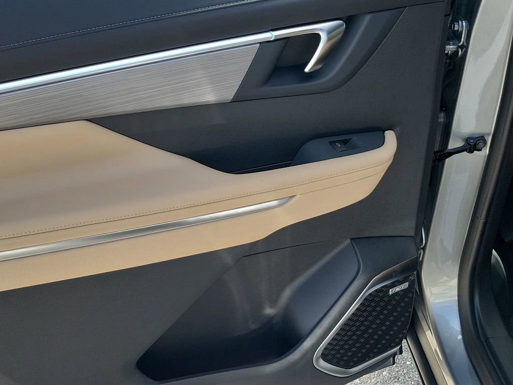 2025 Buick Enclave Preferred photo 42
