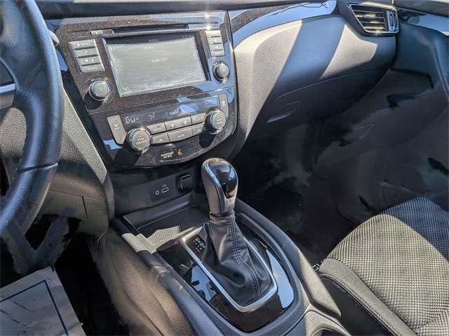 2021 Nissan Rogue Sport SV photo 13