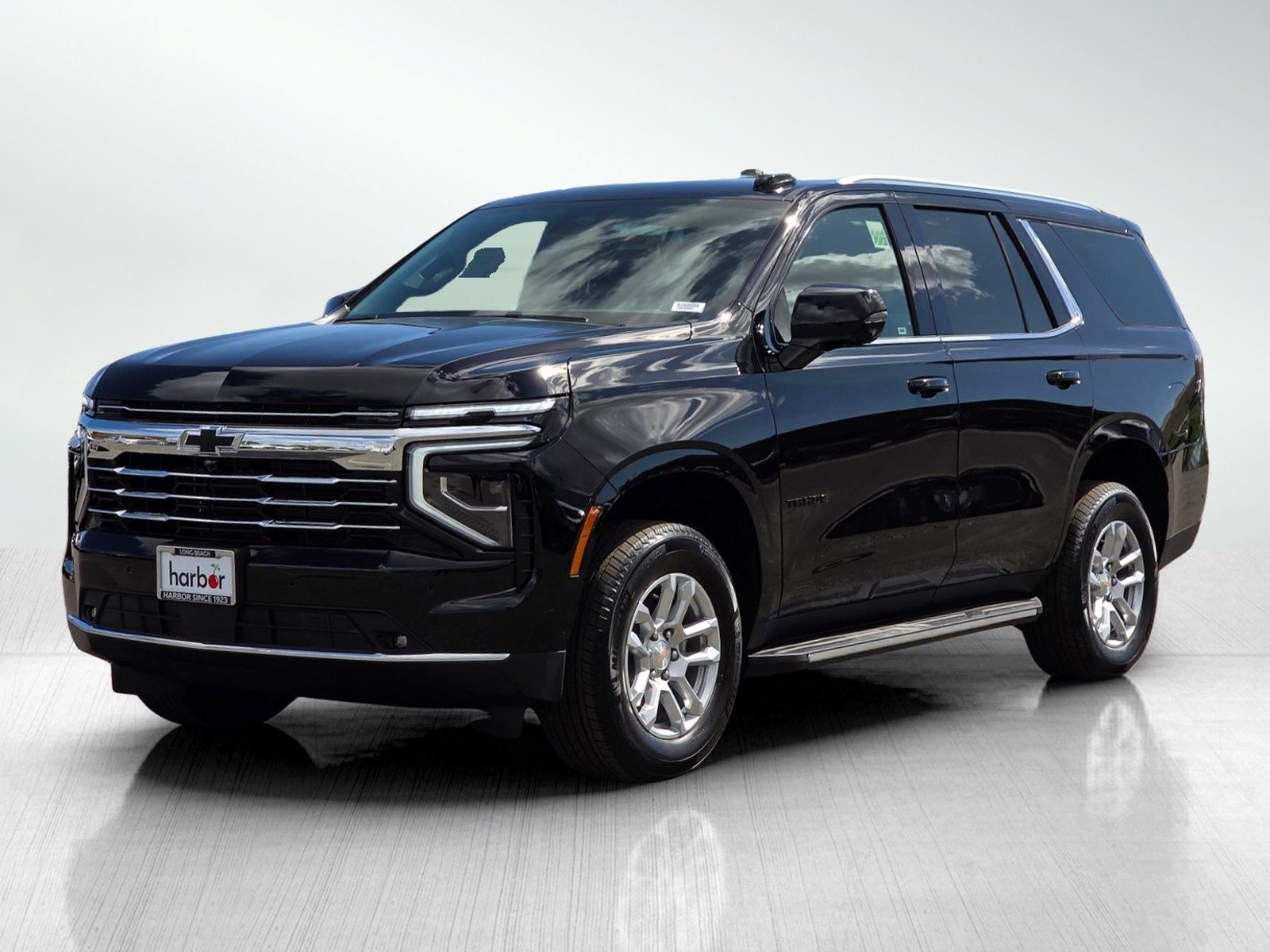 2026 Chevrolet Tahoe LT photo 3