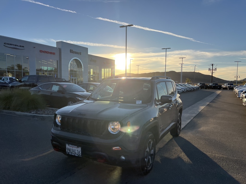 2020 Jeep Renegade Trailhawk photo 2