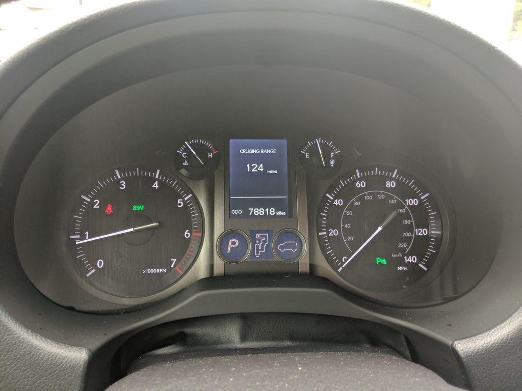 2019 Lexus GX 460 photo 24