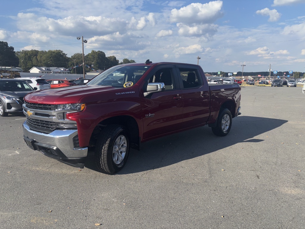 Used 2022 Chevrolet Silverado 1500 Limited LT with VIN 3GCUYDED0NG180368 for sale in Little Rock