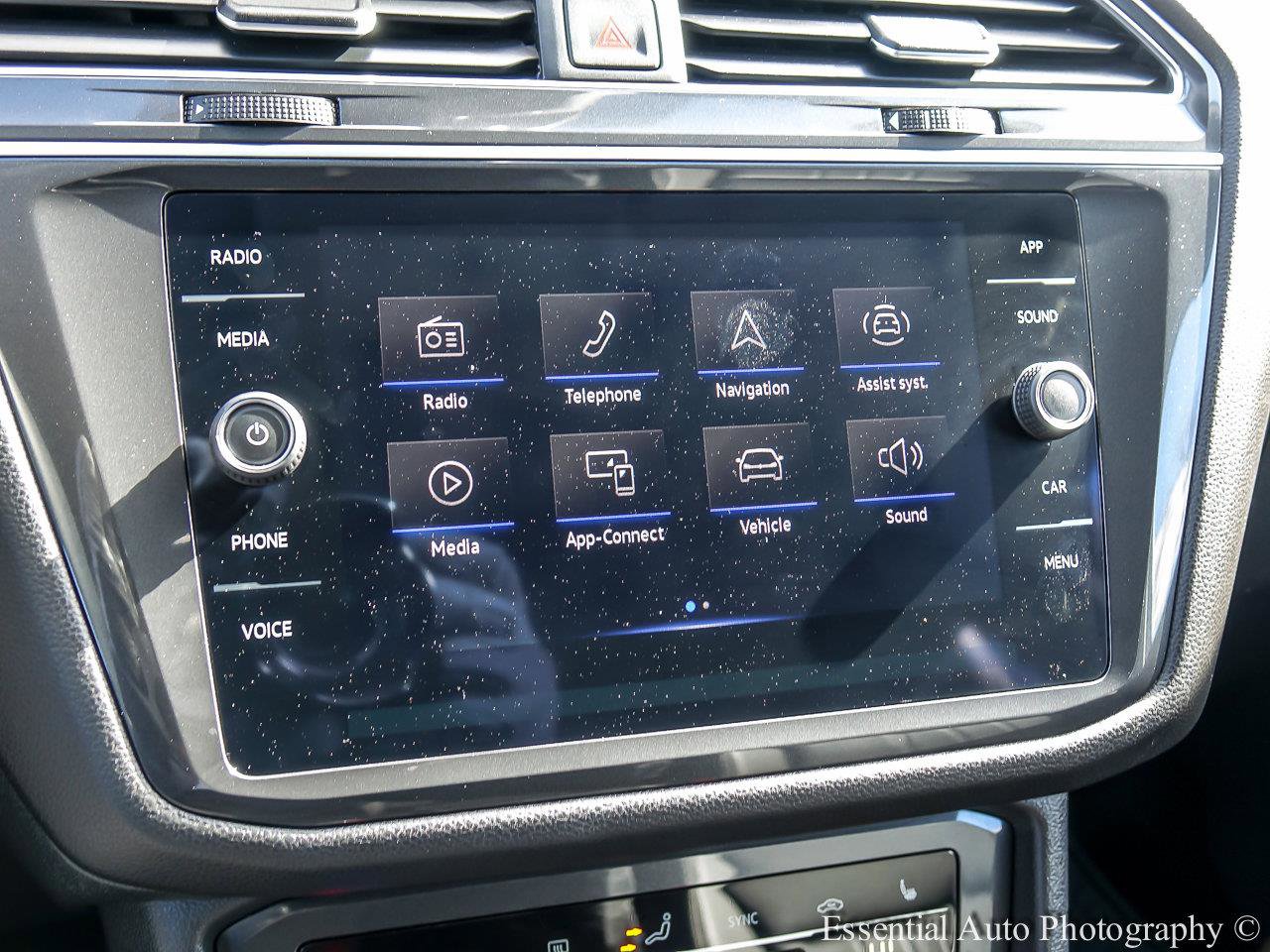 2022 VOLKSWAGEN TIGUAN - Image 12