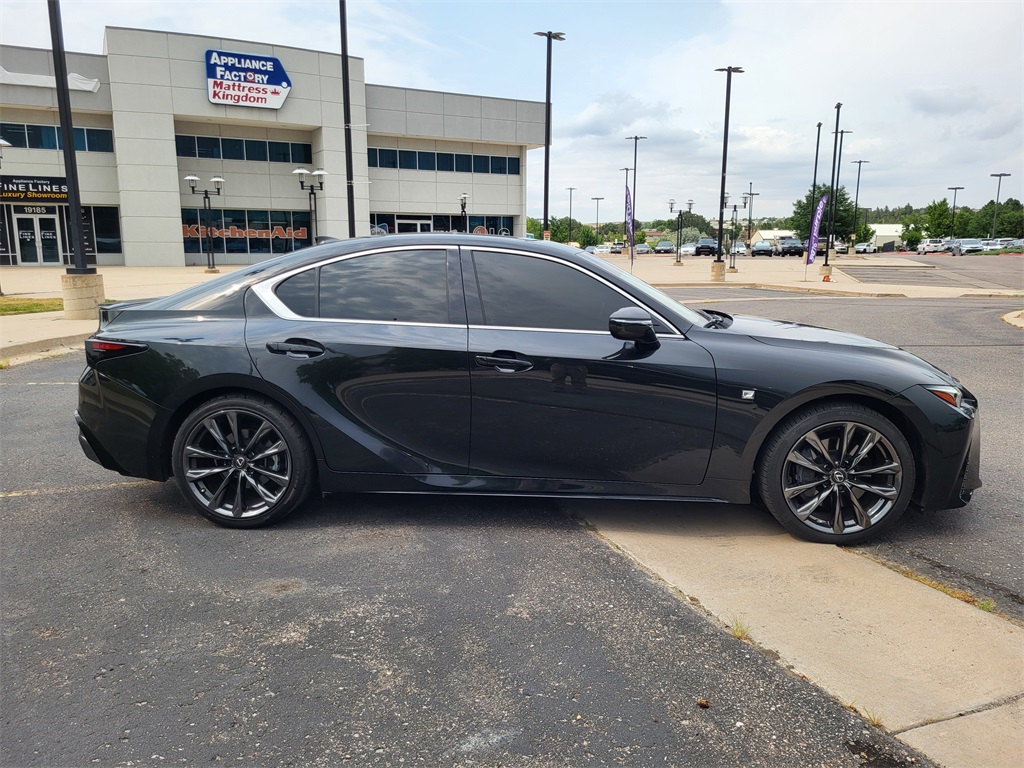 2022 Lexus IS 350 F SPORT photo 3