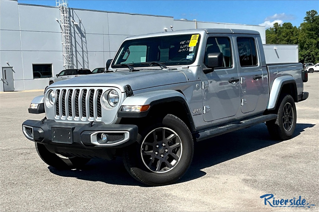 2023 Jeep Gladiator Overland photo 3
