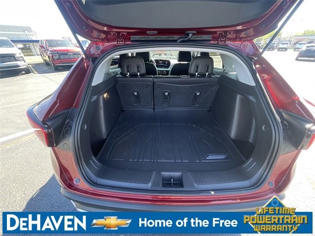 2024 Chevrolet Trax LT photo 14