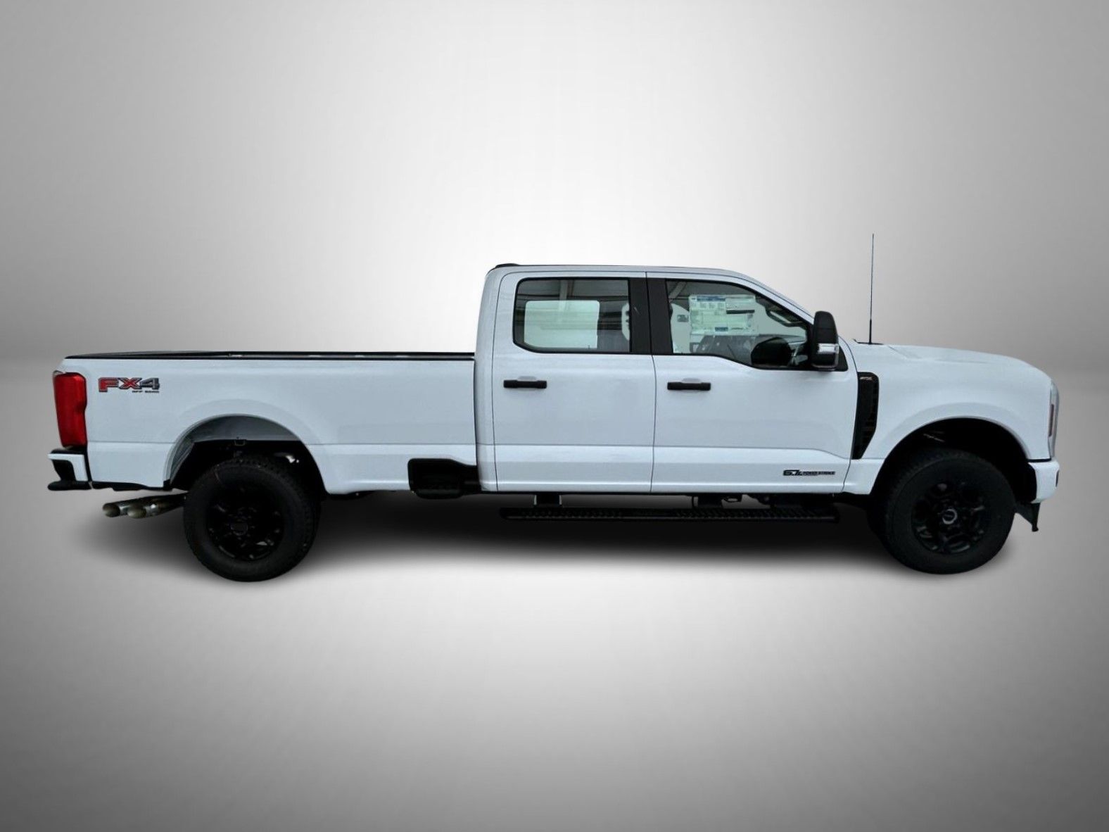2026 Ford F-350 photo 4