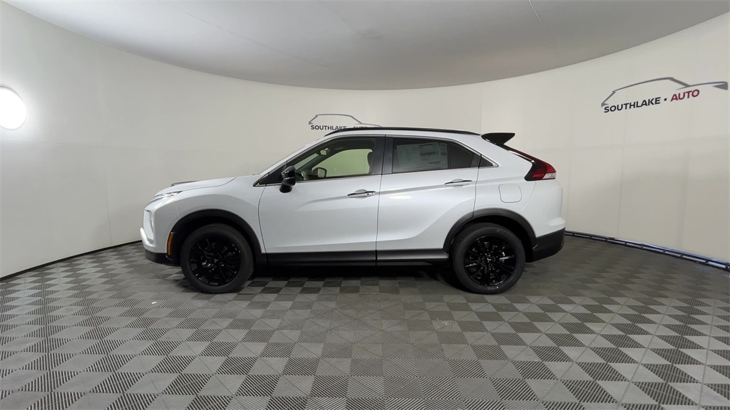 2025 Mitsubishi Eclipse Cross SEL photo 2