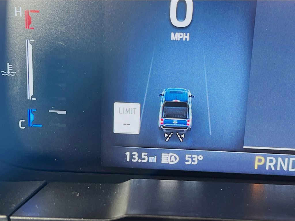 2025 Ford Maverick Lariat photo 2