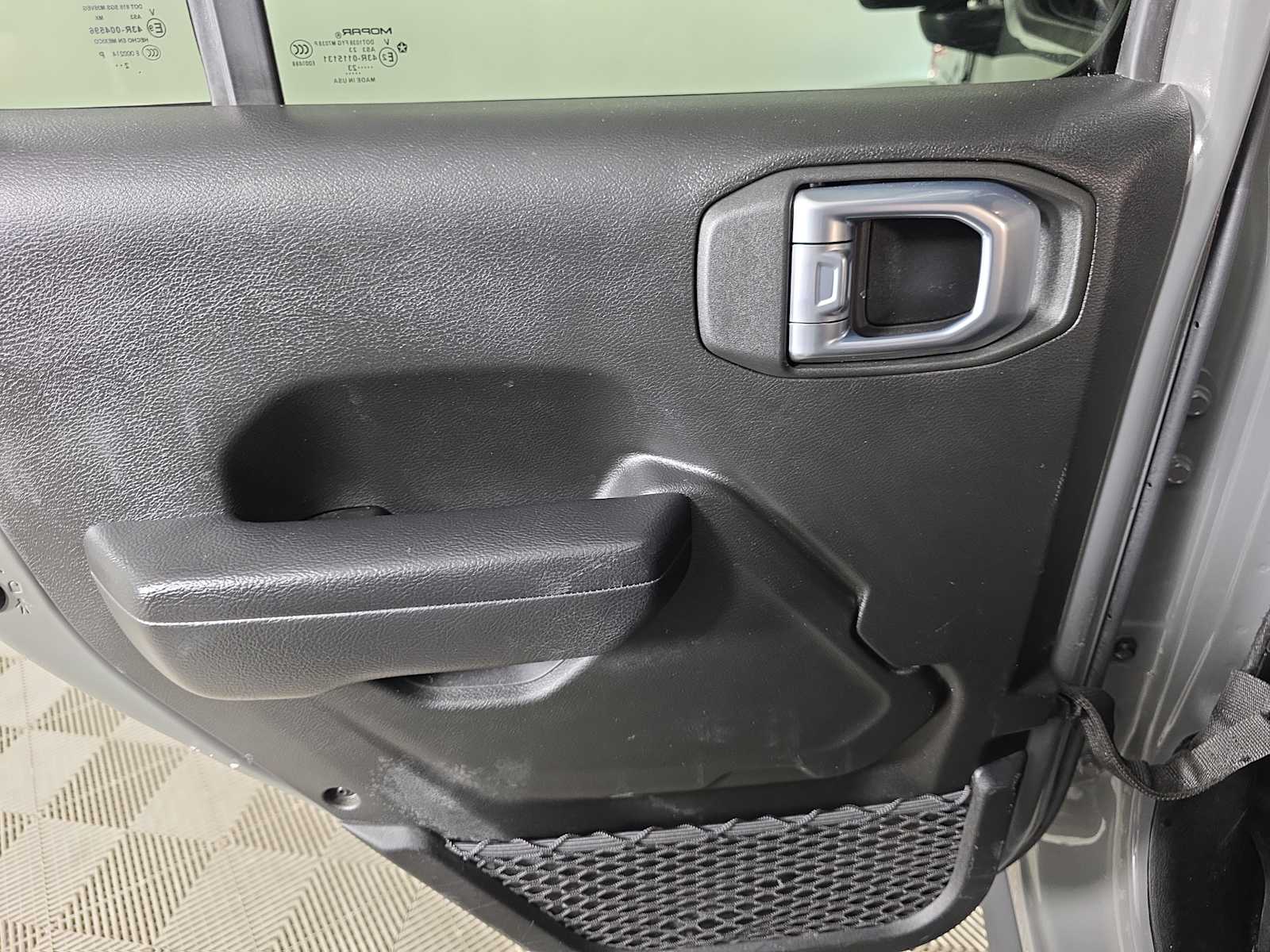 2023 Jeep Wrangler Sport S photo 24