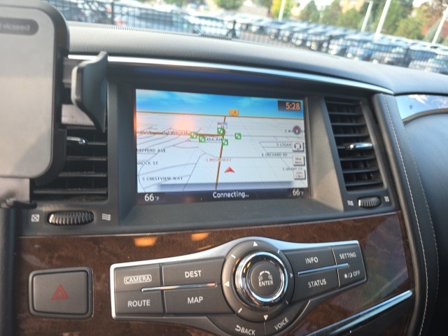 2017 Infiniti QX80 Base photo 3