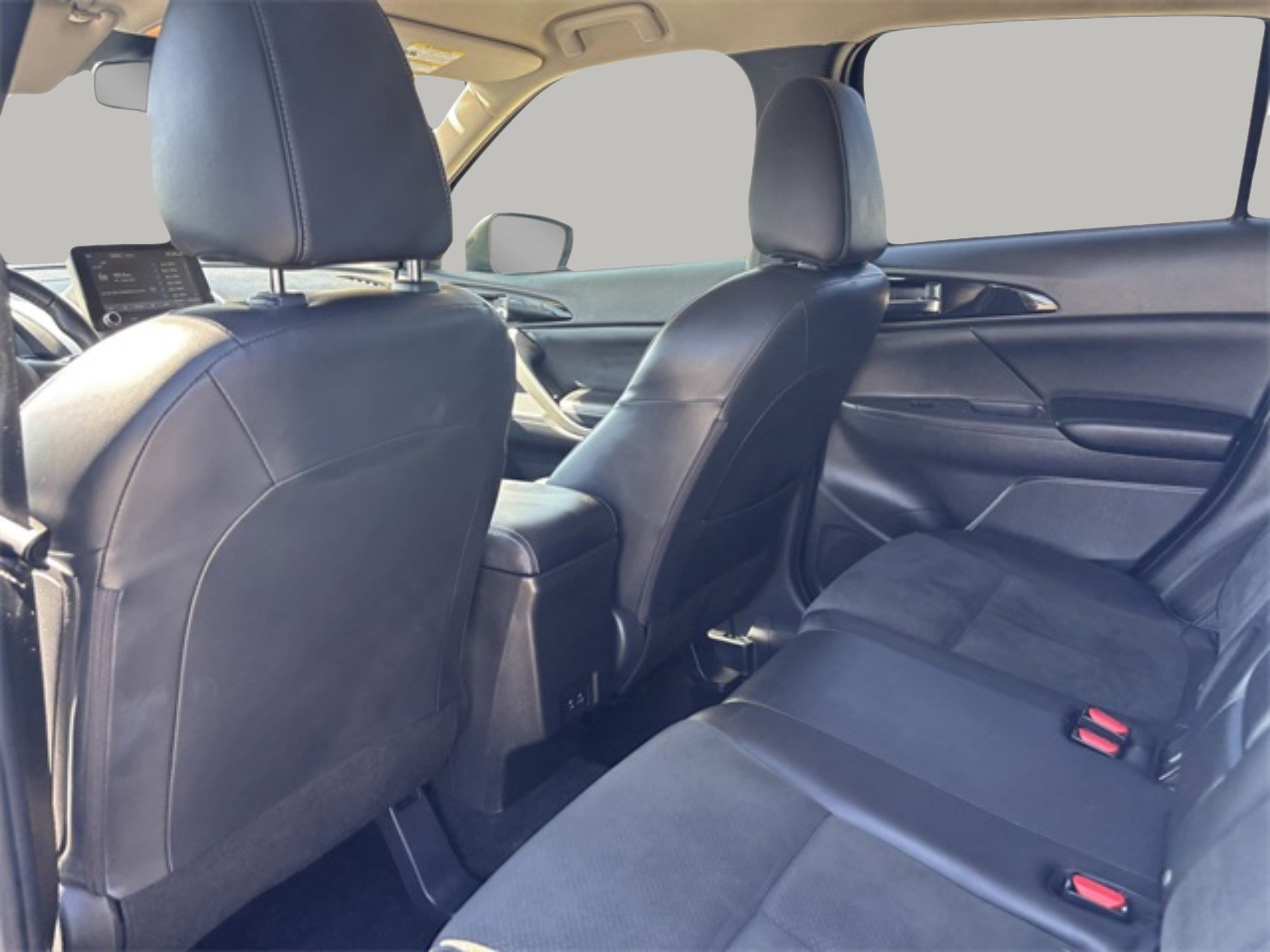 2024 Mitsubishi Eclipse Cross SE photo 24