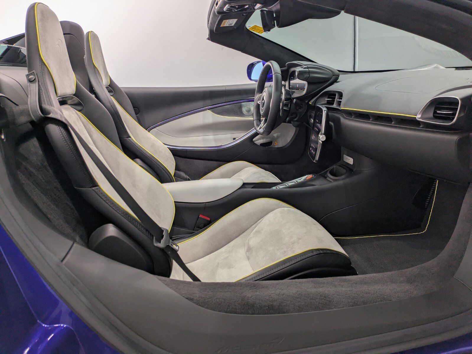 2025 Mclaren ARTURA Spider photo 18