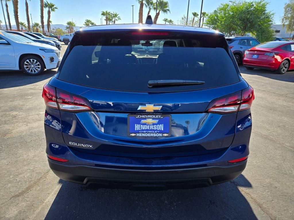 2022 Chevrolet Equinox LS photo 5