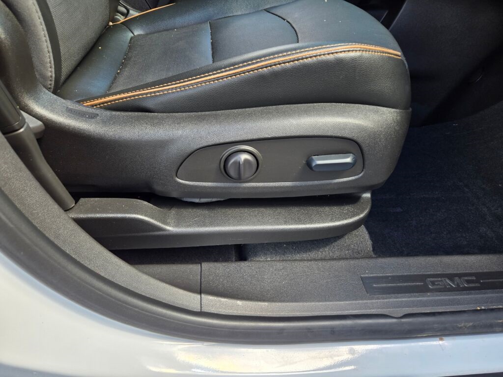2023 Gmc Terrain AT4 photo 2