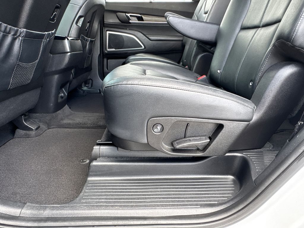 2022 Kia Telluride EX photo 19