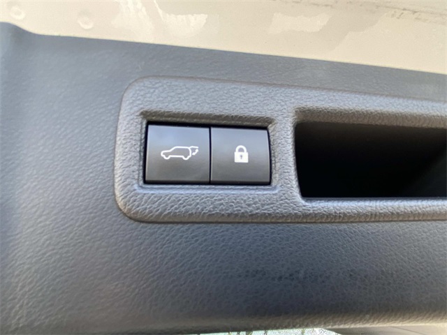 2021 Lexus NX 300 photo 6