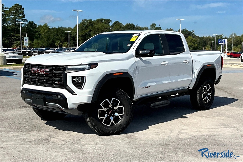2023 Gmc Canyon AT4X photo 3