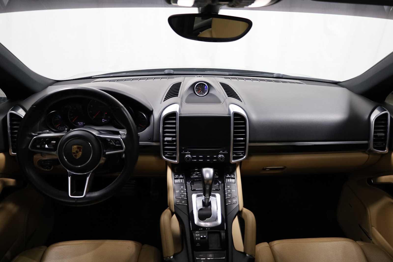 2018 Porsche Cayenne Platinum Edition photo 24