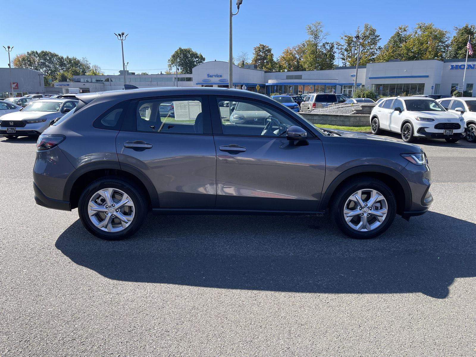 2023 Honda HR-V LX photo 18