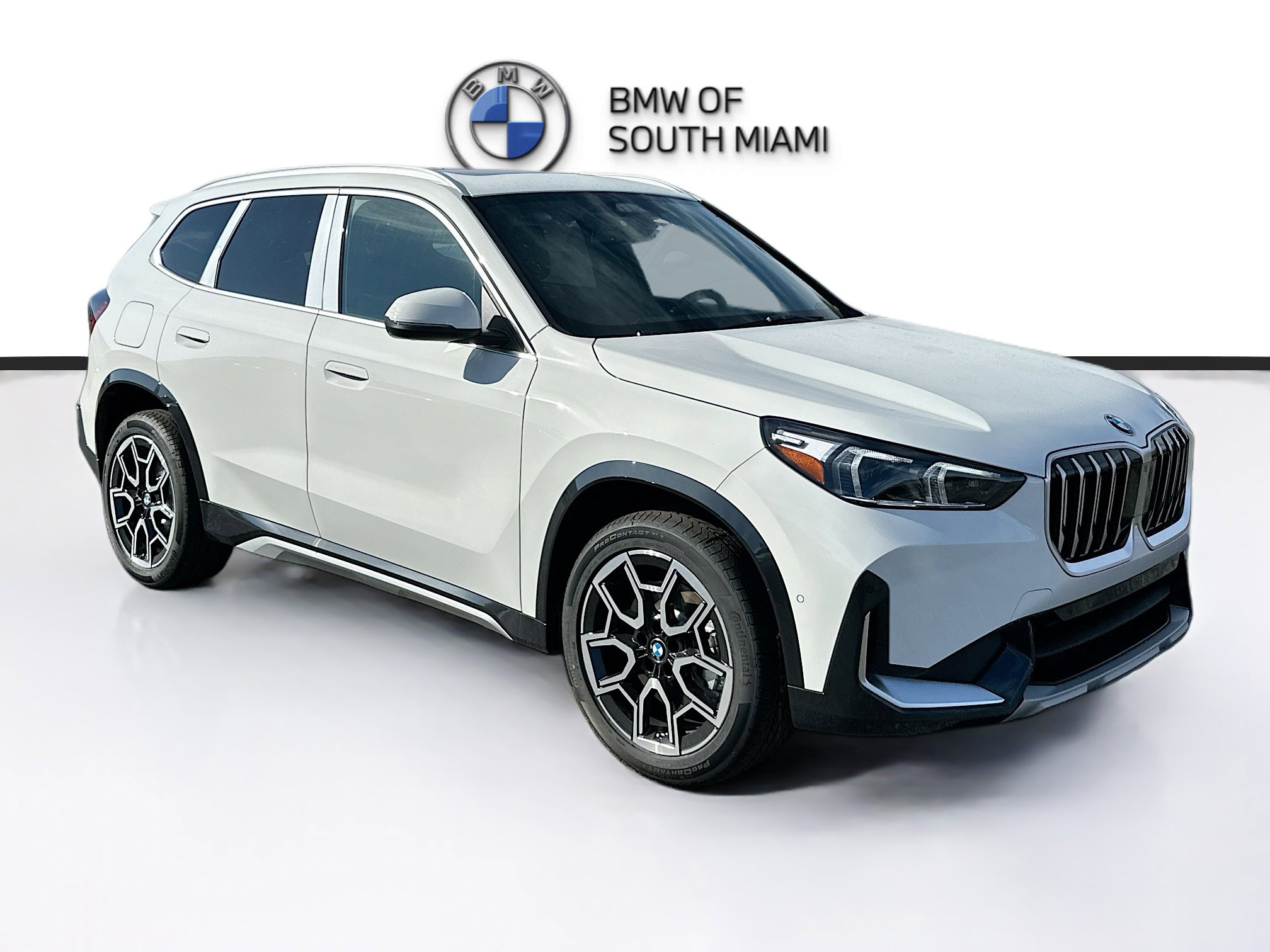 2026 BMW X1 28i's photo
