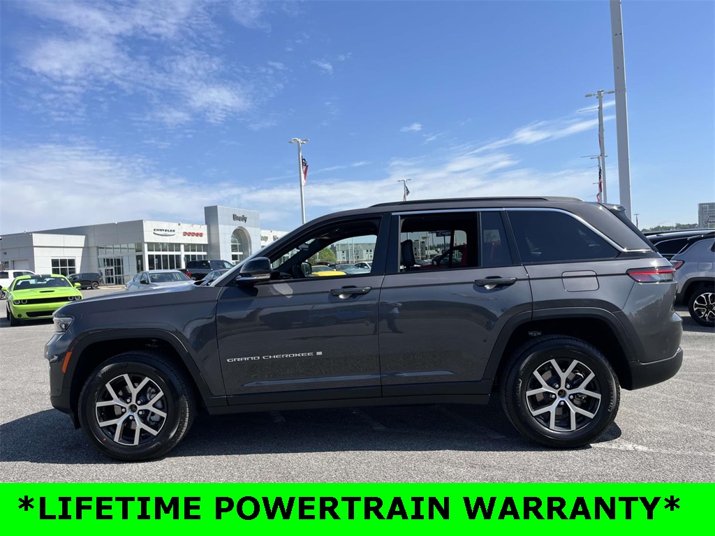 2025 Jeep Grand Cherokee Limited photo 4