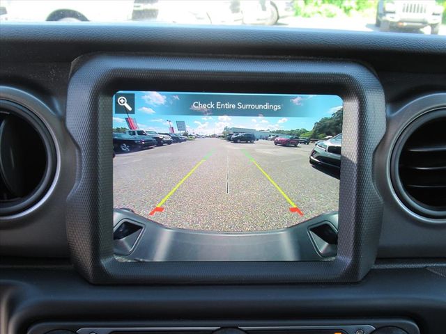 2023 Jeep Gladiator Willys photo 23