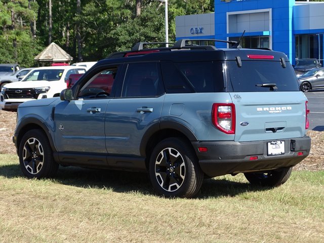 2021 Ford Bronco Sport Outer Banks photo 3
