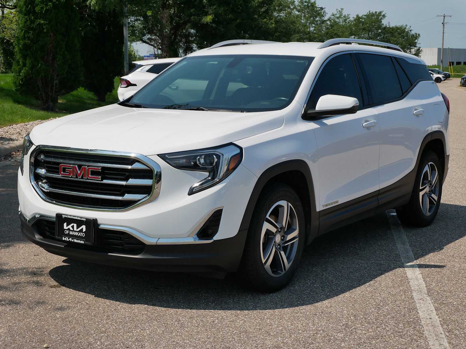 Used 2019 GMC Terrain SLT with VIN 3GKALVEV5KL240331 for sale in Mankato, Minnesota