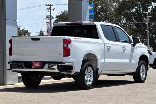 2025 Chevrolet Silverado 1500 LT photo 3