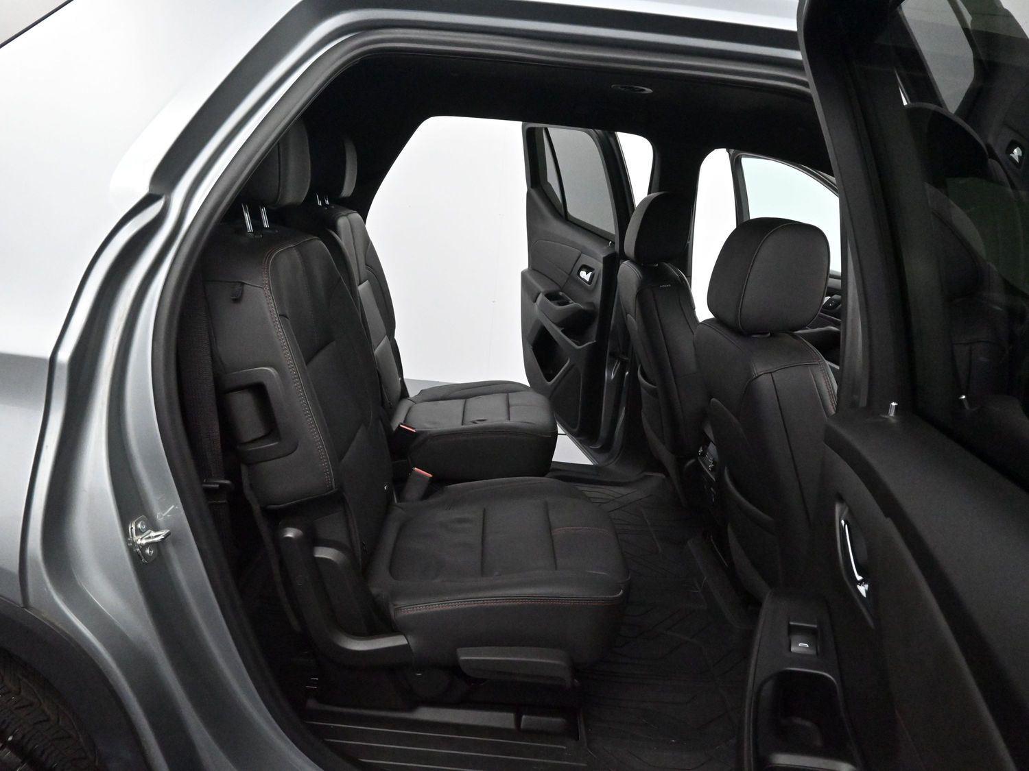 2023 Chevrolet Traverse RS photo 26