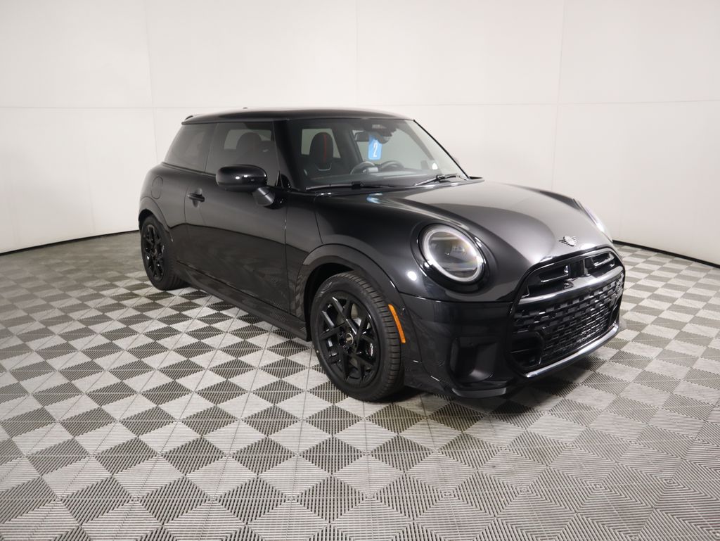 2026 Mini Cooper Hardtop S 2 Door Iconic photo 2