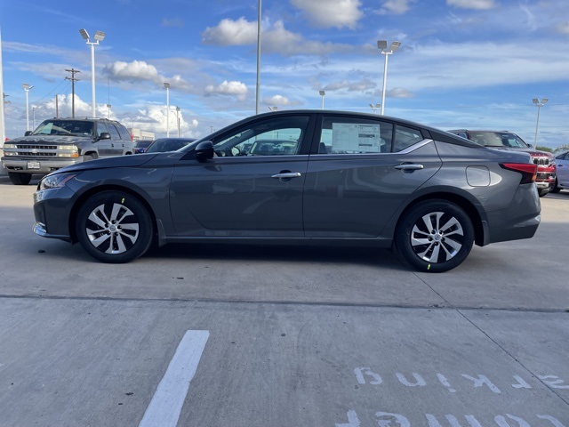 2025 Nissan Altima 2.5 S photo 3