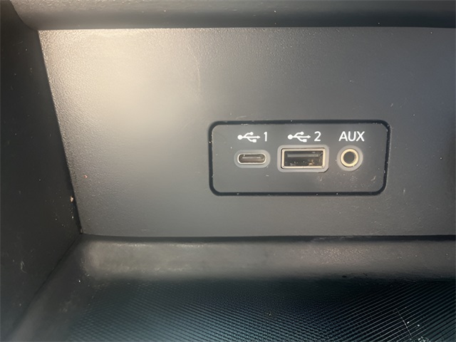 2021 Nissan Sentra SR photo 21