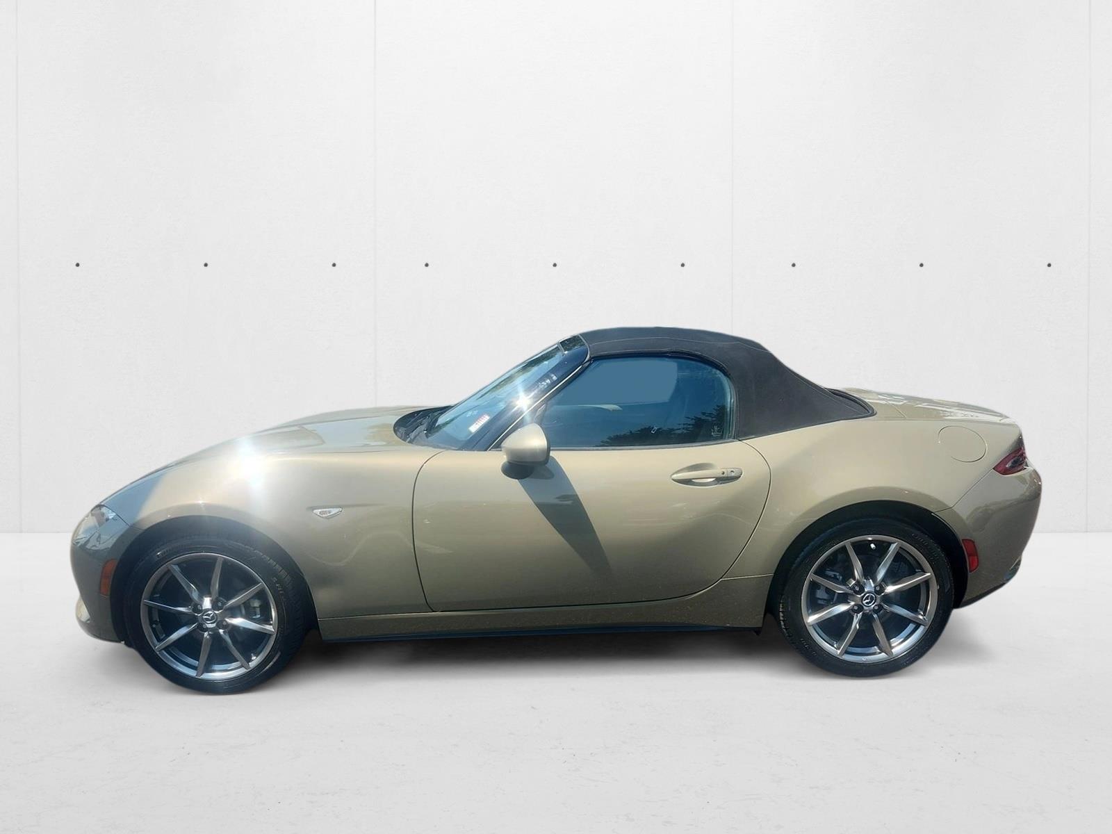 2023 Mazda MX-5 Miata Miata Grand Touring photo 3