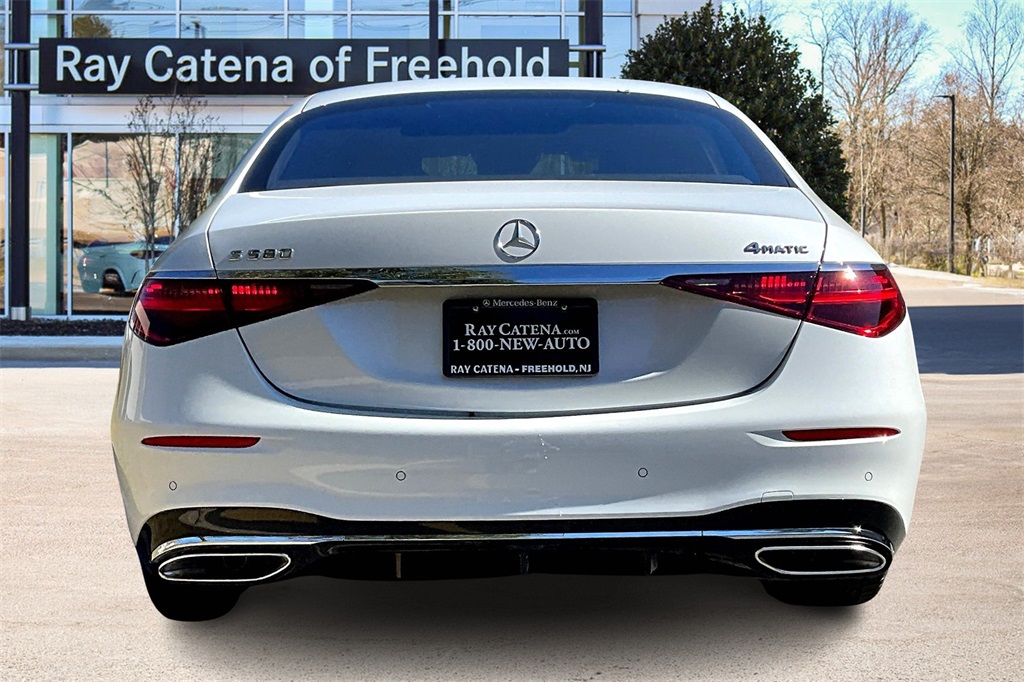 2026 Mercedes Benz S 580 4MATIC photo 3
