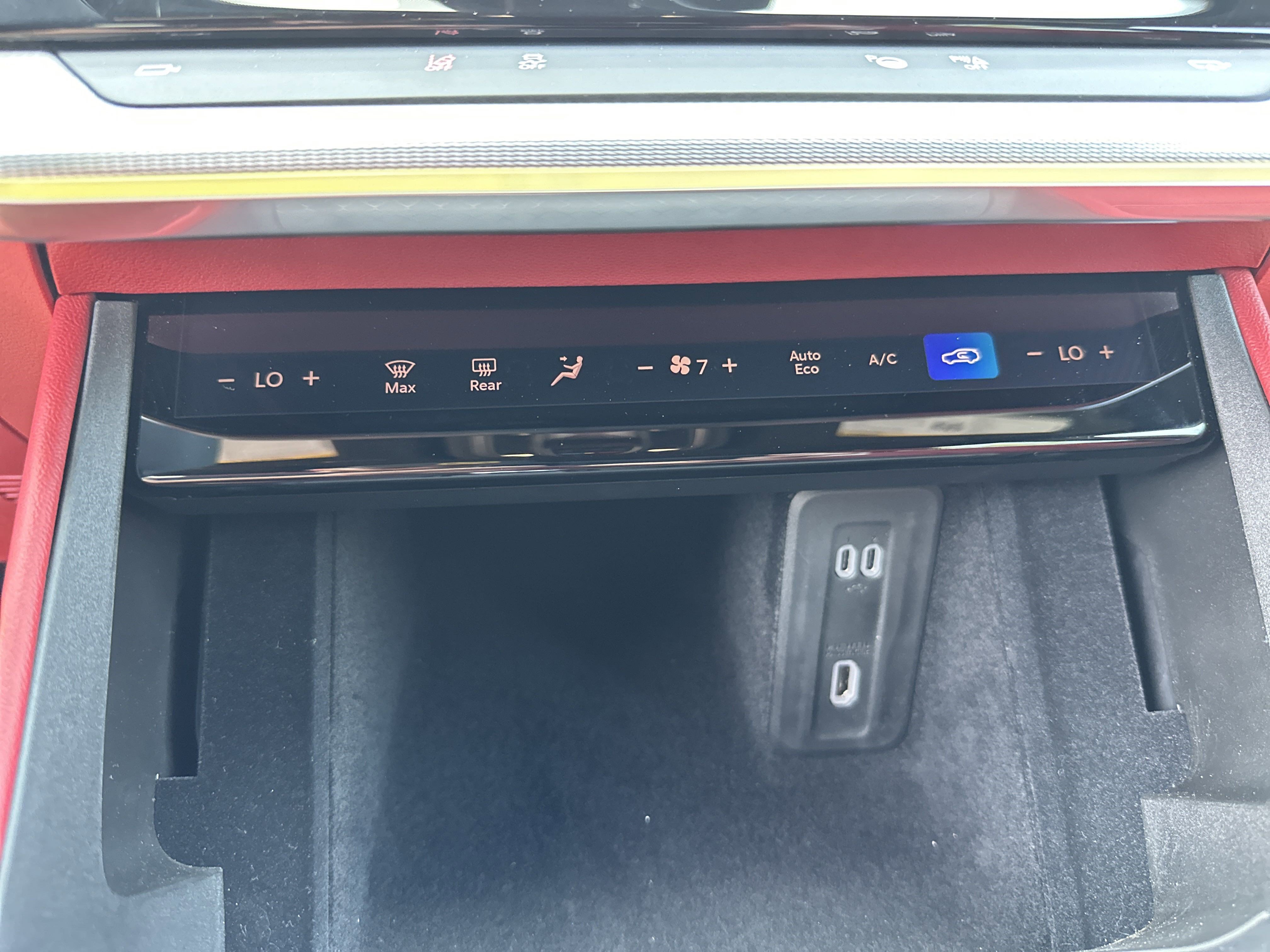 2025 Jeep Wagoneer S Launch Edition photo 9