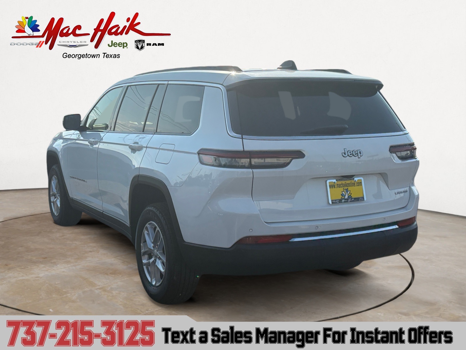 2025 Jeep Grand Cherokee Laredo X photo 3