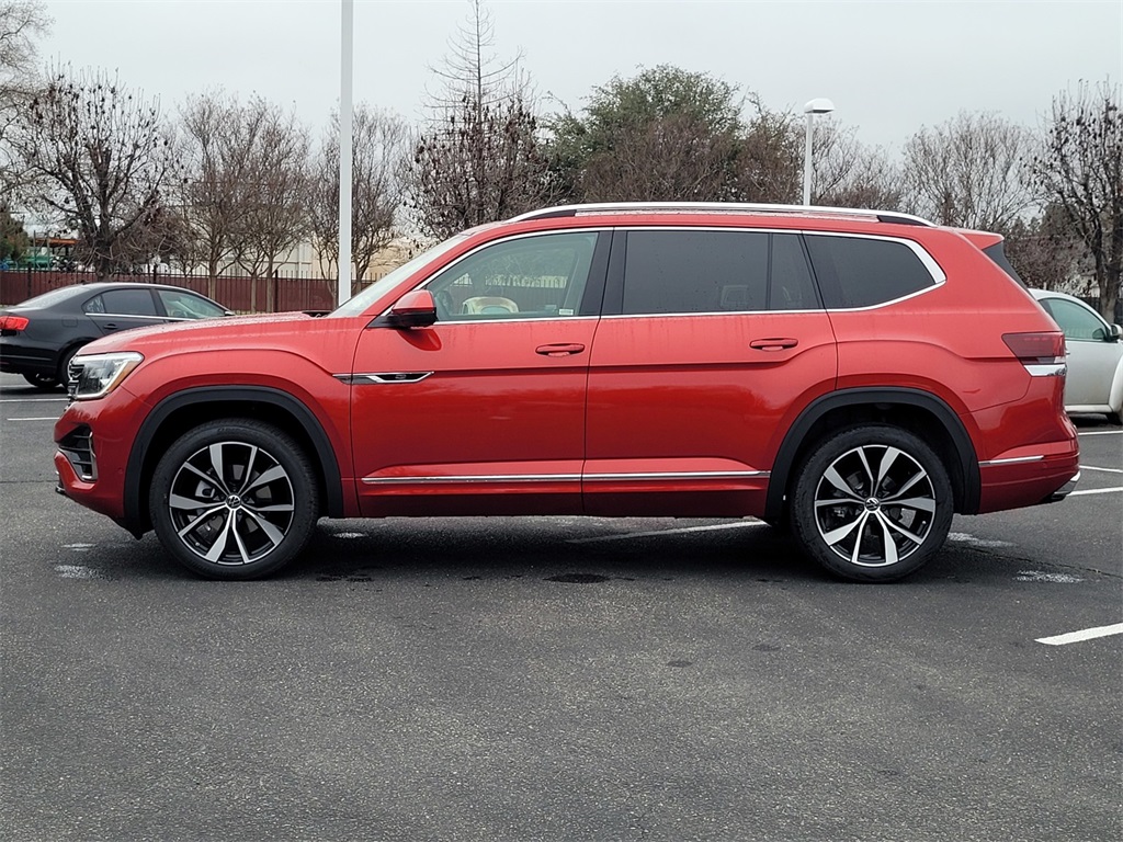 2025 Volkswagen Atlas SEL Premium R-Line photo 3