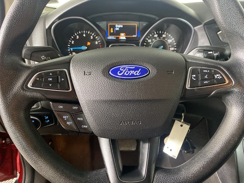 2016 Ford Focus SE photo 14