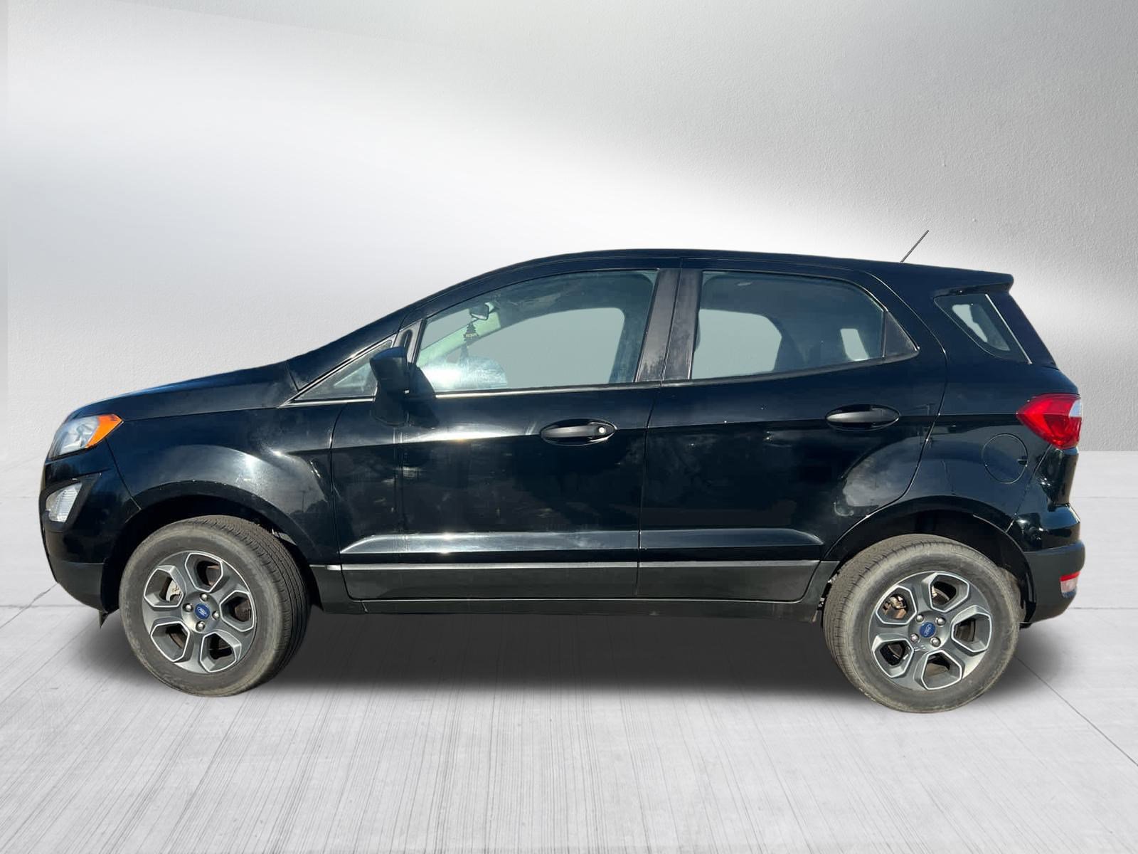 2020 Ford EcoSport S photo 2